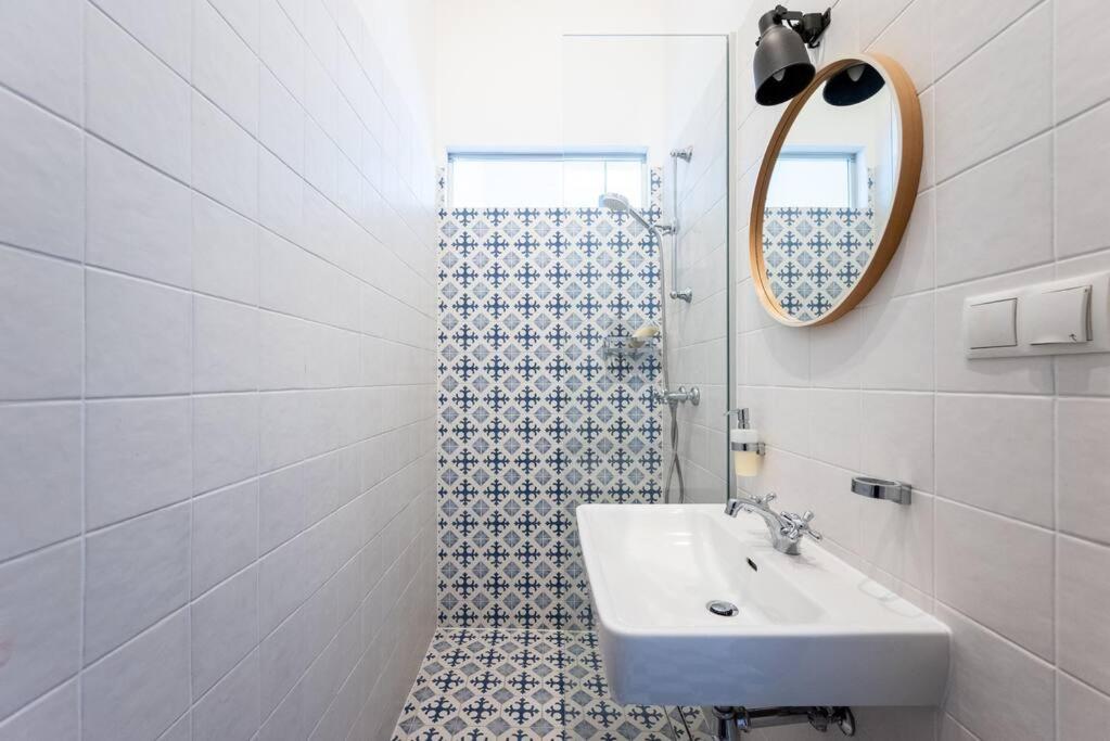 Lite 1br Near Metro & Center By Hm Wien